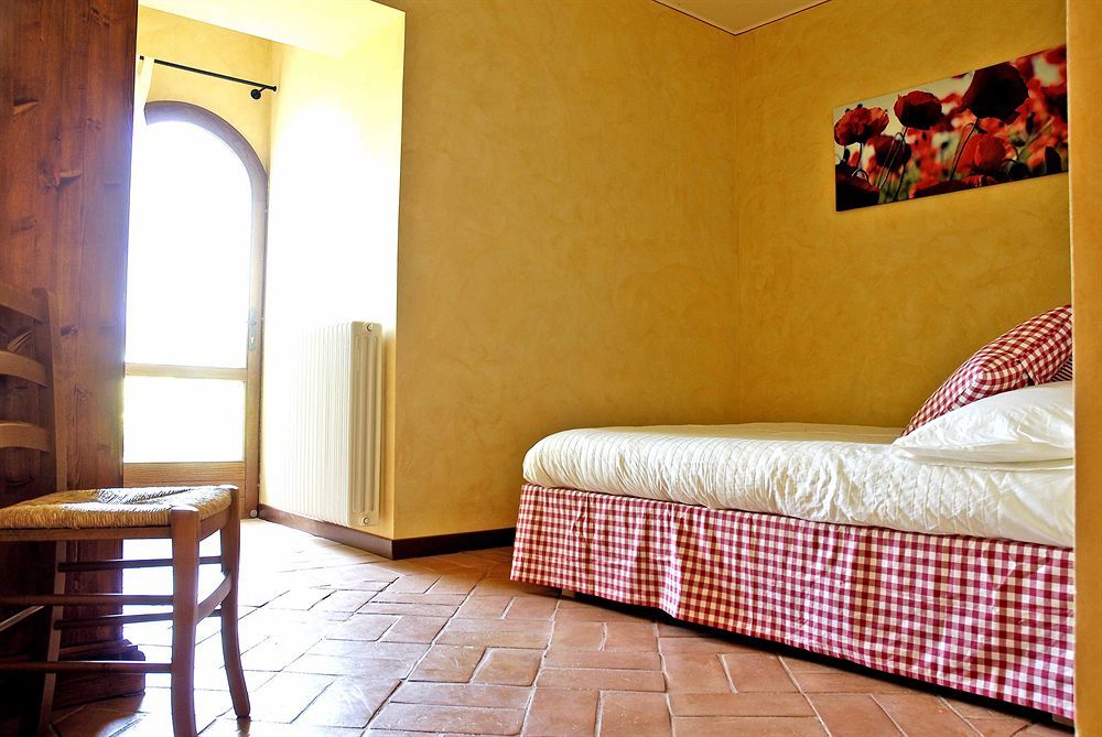 Casale San Rufino D'Arce Guest House Assisi Exterior foto